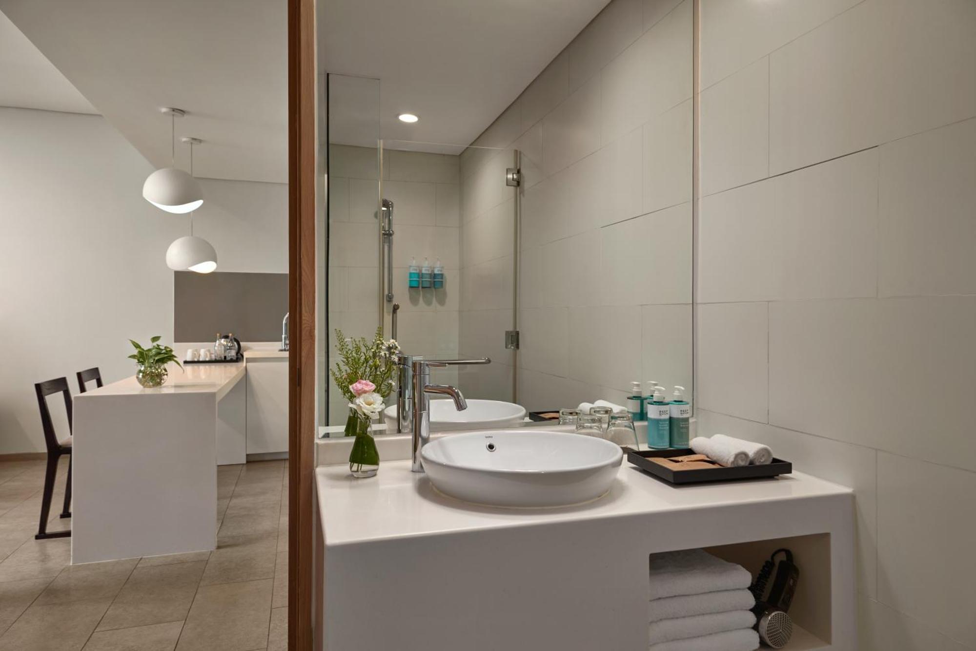 Novotel Living Saigon South Ciudad Ho Chi Minh  Exterior foto