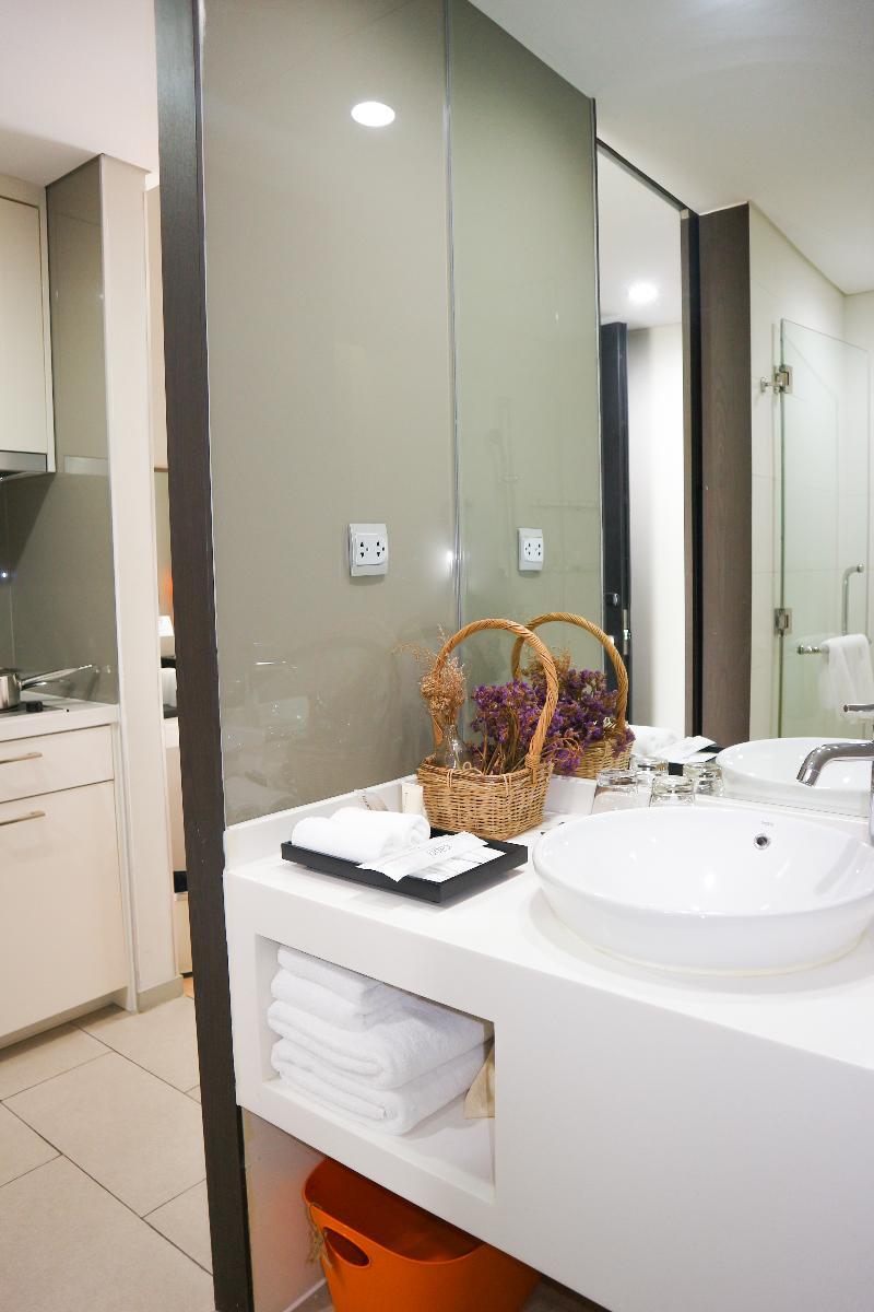 Novotel Living Saigon South Ciudad Ho Chi Minh  Exterior foto